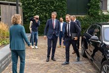 Ontvangst door dijkgraaf Piet-Hein Daverveldt en directeur ontwikkeling Wendy Kooistra